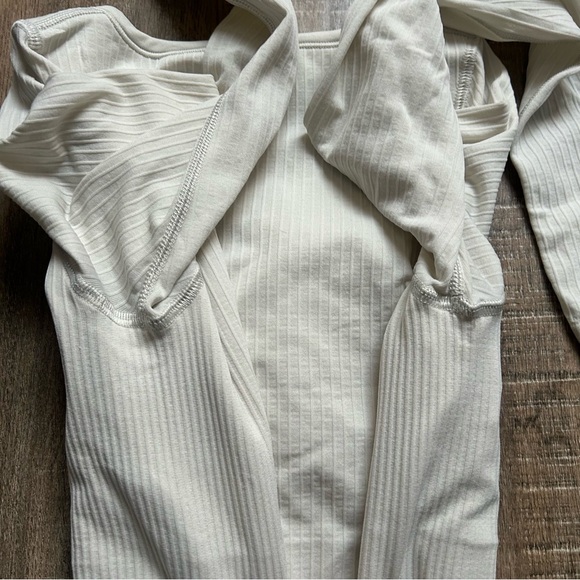 Lululemon Ebb to Street Waist-Length Long-Sleeve Shirt - Picture 8 of 12